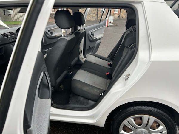 Used Skoda Fabia 2013 for sale - 76142353: Photo 10