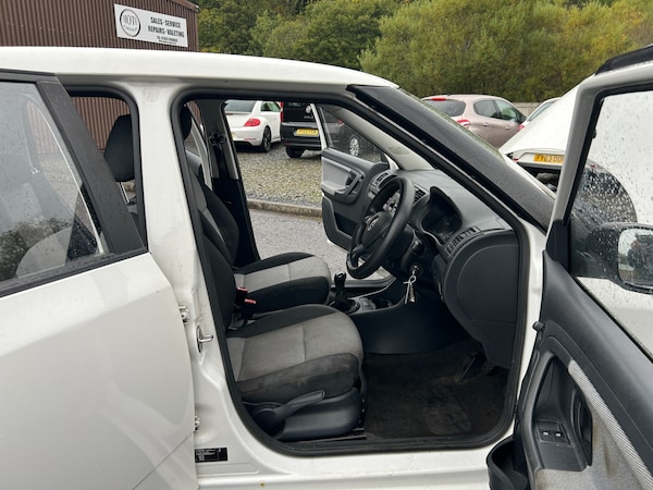 Used Skoda Fabia 2013 for sale - 76142353: Photo 12
