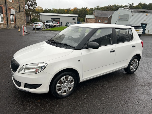 Used Skoda Fabia 2013 for sale - 76142353: Photo 3