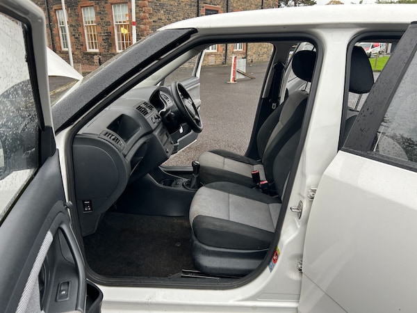 Used Skoda Fabia 2013 for sale - 76142353: Photo 9