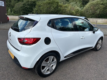 Used Renault Clio 2015 for sale - 75462072: Photo