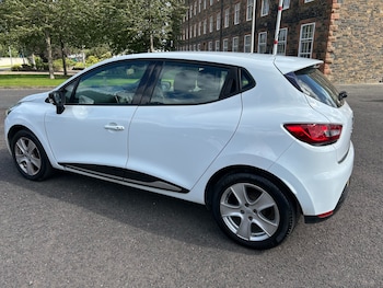 Used Renault Clio 2015 for sale - 75462072: Photo