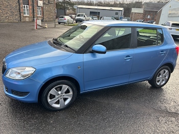 Used Skoda Fabia 2014 for sale - 76971819: Photo