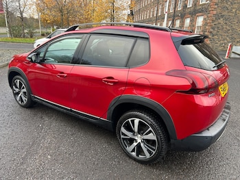 Used Peugeot 2008 2017 for sale - 76437316: Photo