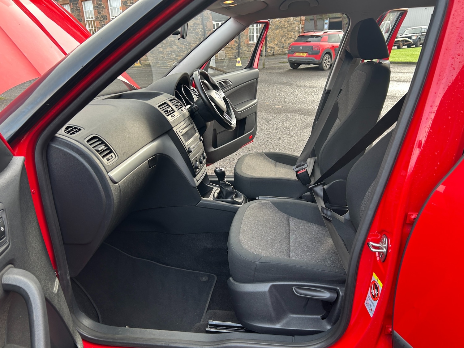 Used Skoda Yeti 2014 for sale - 76450659: Photo 9