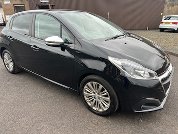 Used Peugeot 208 2019 for sale - 77974282: Photo