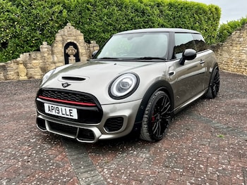 Used MINI Hatch 2019 for sale - 78768322: Photo