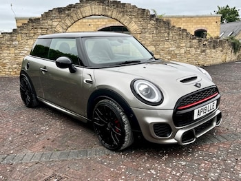 Used MINI Hatch 2019 for sale - 78768322: Photo