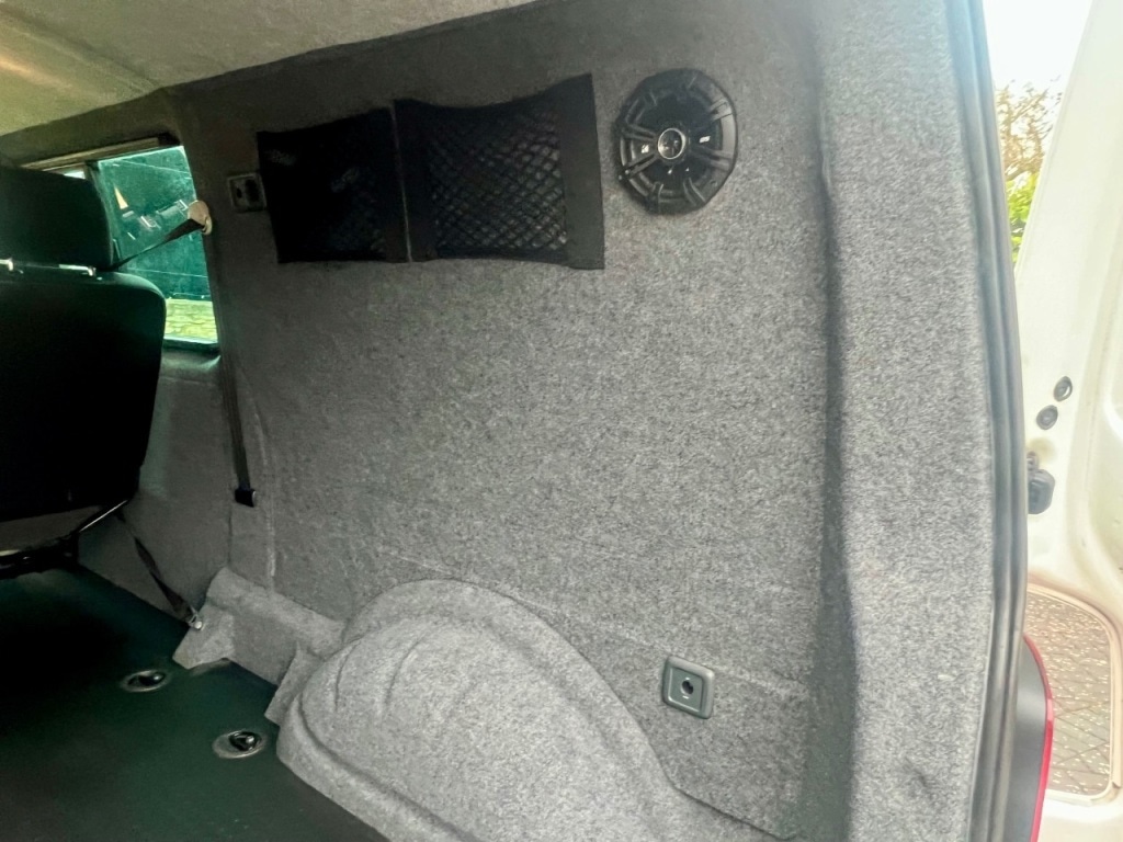 Used Volkswagen Transporter 2016 for sale - 77850509: Photo 11