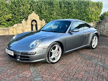 Porsche - 911