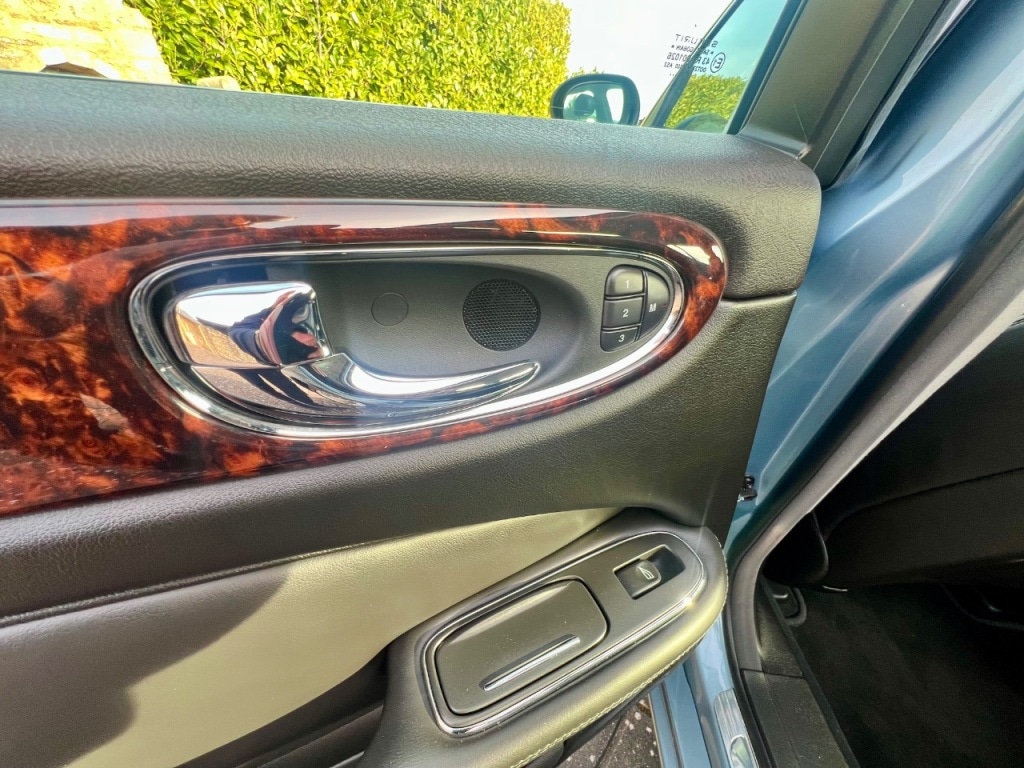 Used Jaguar XJ 2004 for sale - 78134058: Photo 20