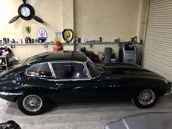 Used Jaguar E-Type 1968 for sale - 67695662: Photo 8