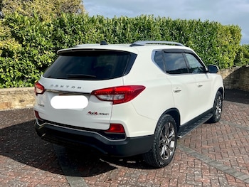 Used Ssangyong Rexton 2018 for sale - 75985648: Photo