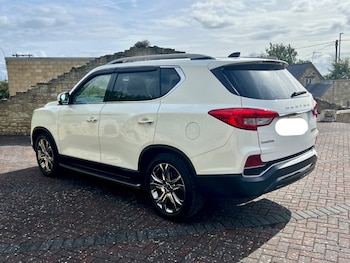 Used Ssangyong Rexton 2018 for sale - 75985648: Photo