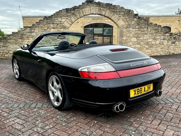 Used Porsche 911 2004 for sale - 76235187: Photo 5