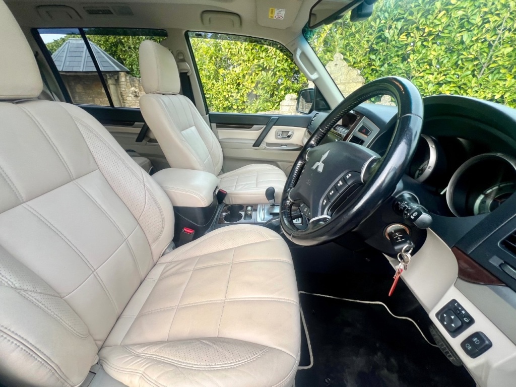 Used Mitsubishi Shogun 2016 for sale - 77990240: Photo 11