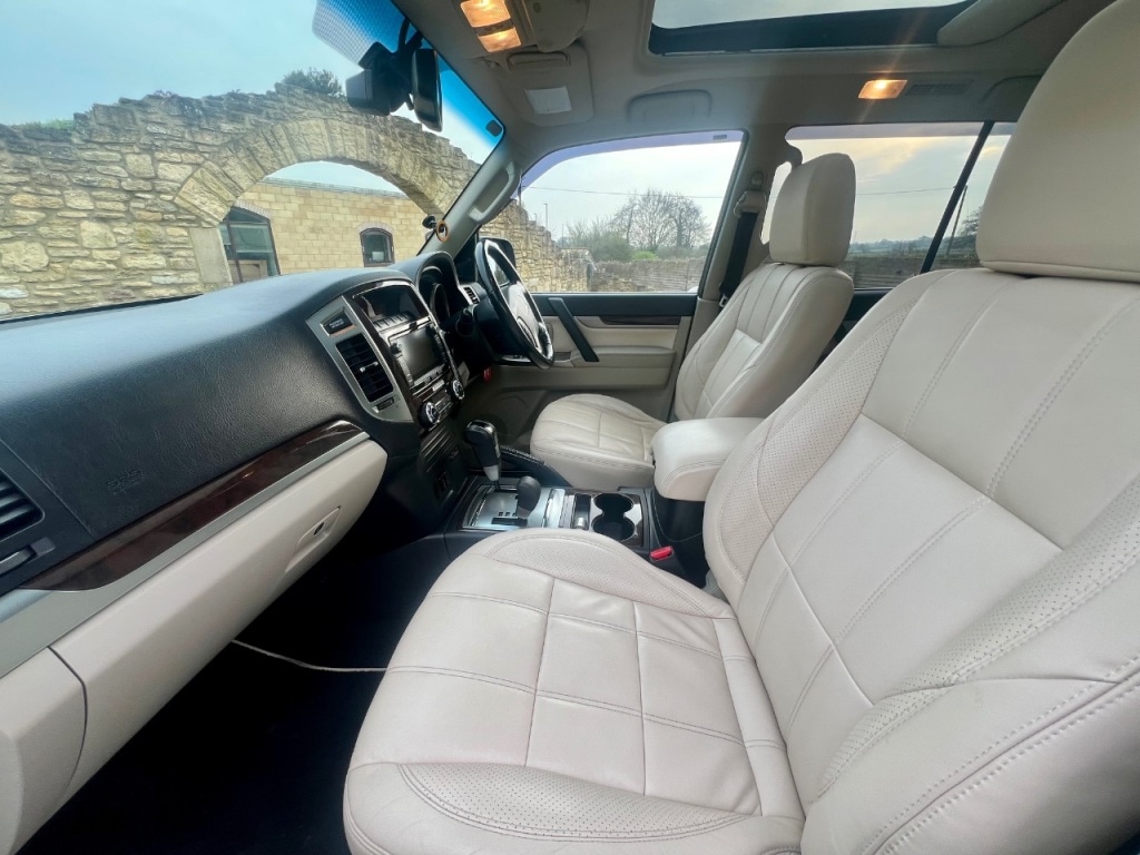 Used Mitsubishi Shogun 2016 for sale - 77990240: Photo 19