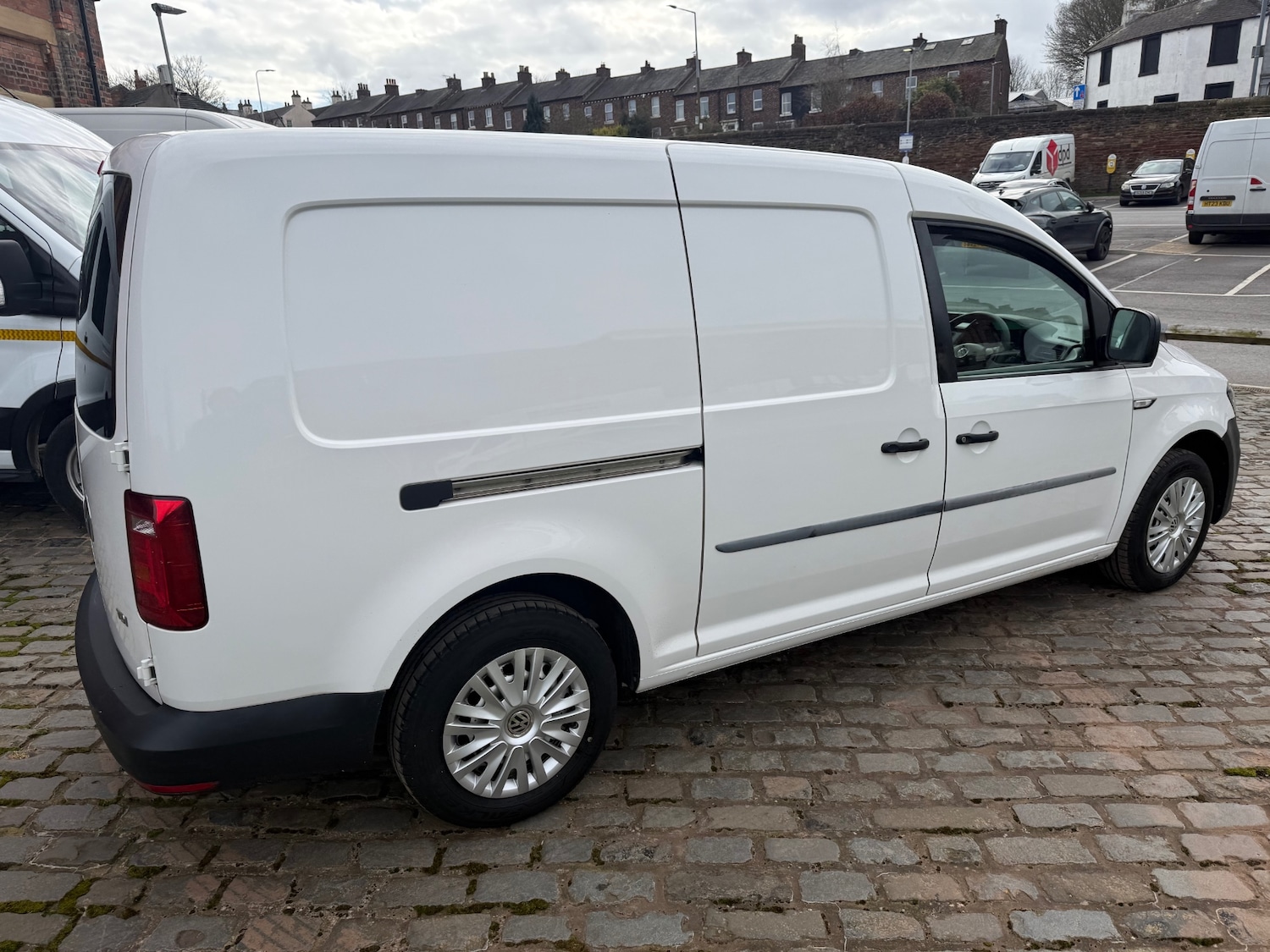 Used Volkswagen Caddy Maxi 2017 for sale - 77981322: Photo 10