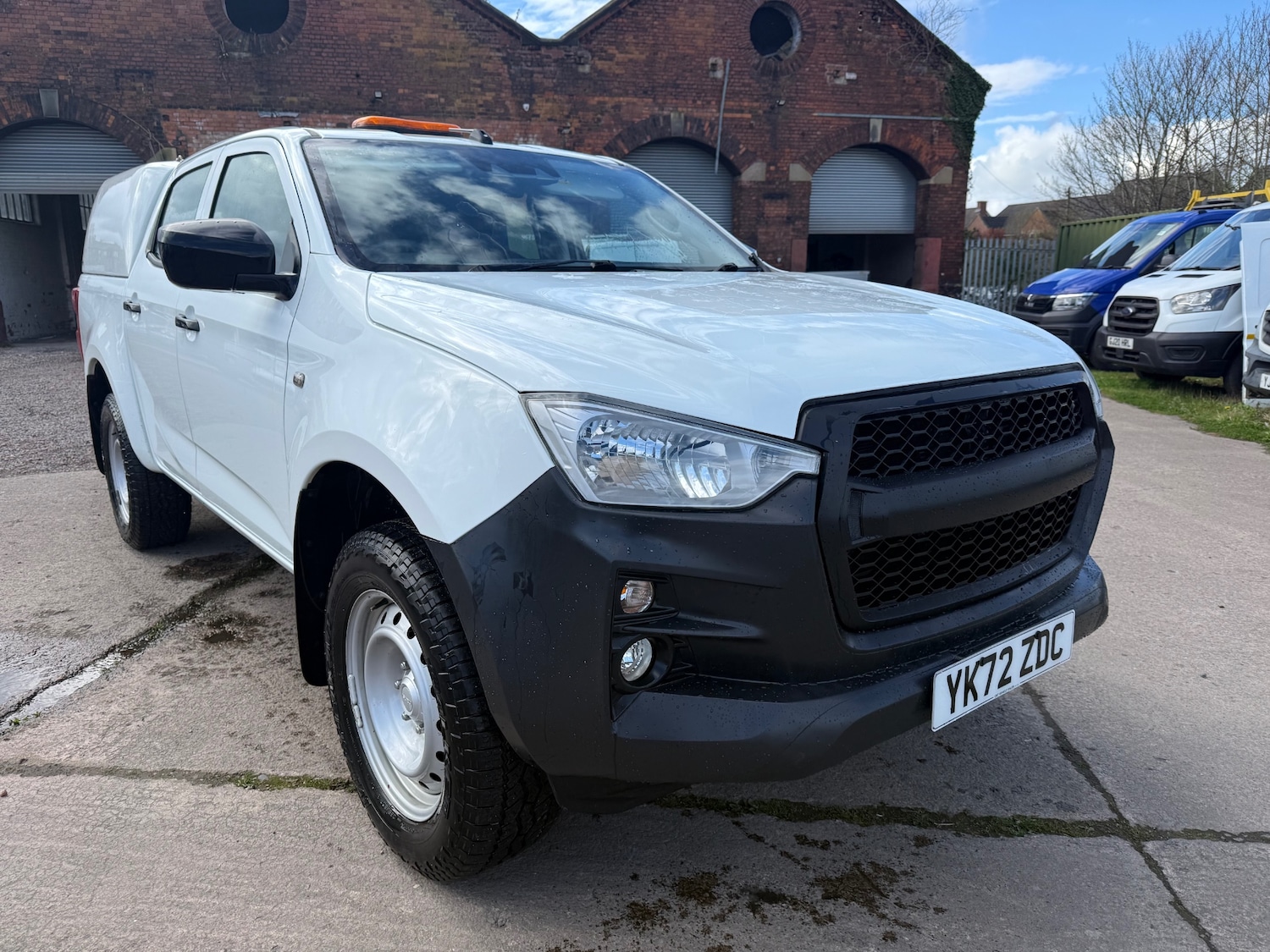 Used Isuzu D-Max 2022 for sale - 78125277: Photo 2