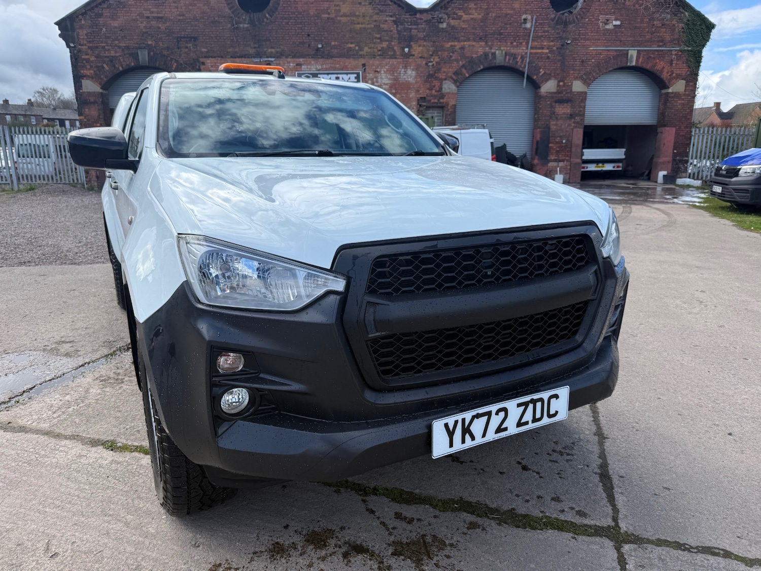 Used Isuzu D-Max 2022 for sale - 78125277: Photo 3