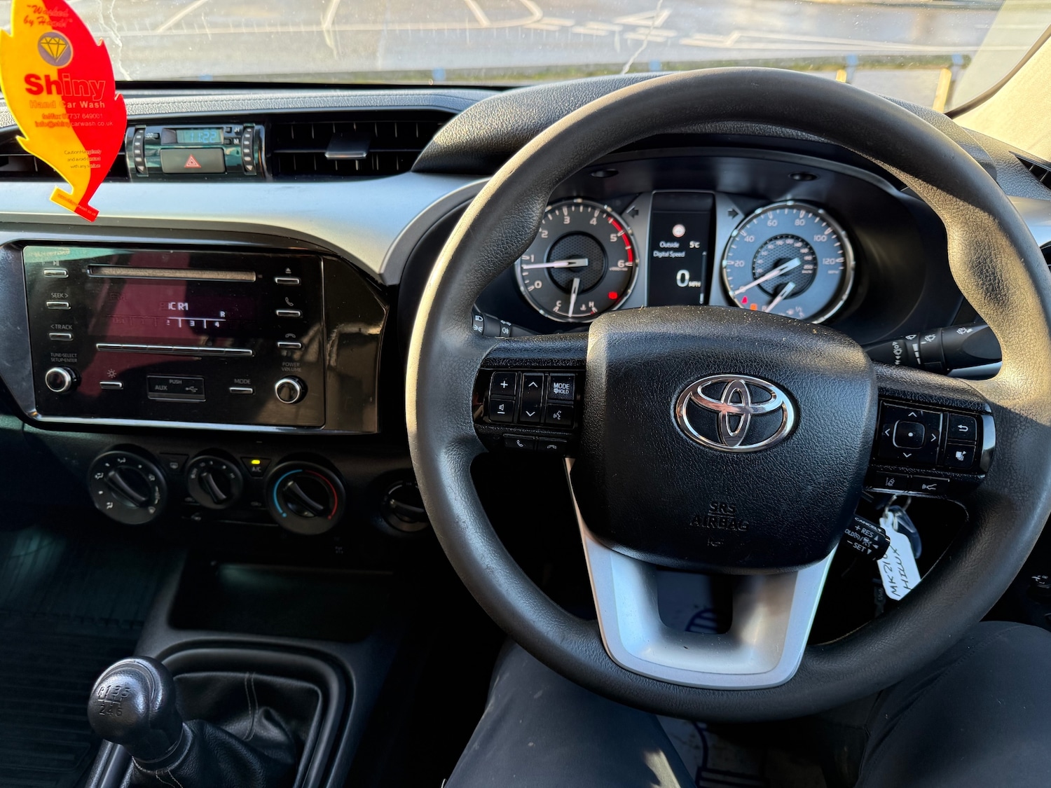 Used Toyota Hilux 2021 for sale - 77228299: Photo 17