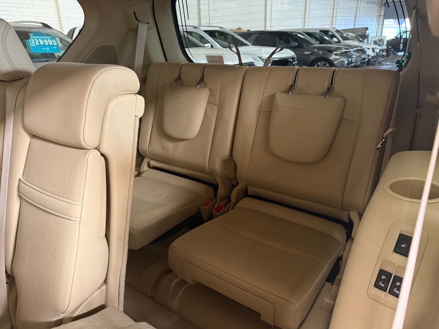 Used Toyota Land Cruiser 2014 for sale - 77236962: Photo 11