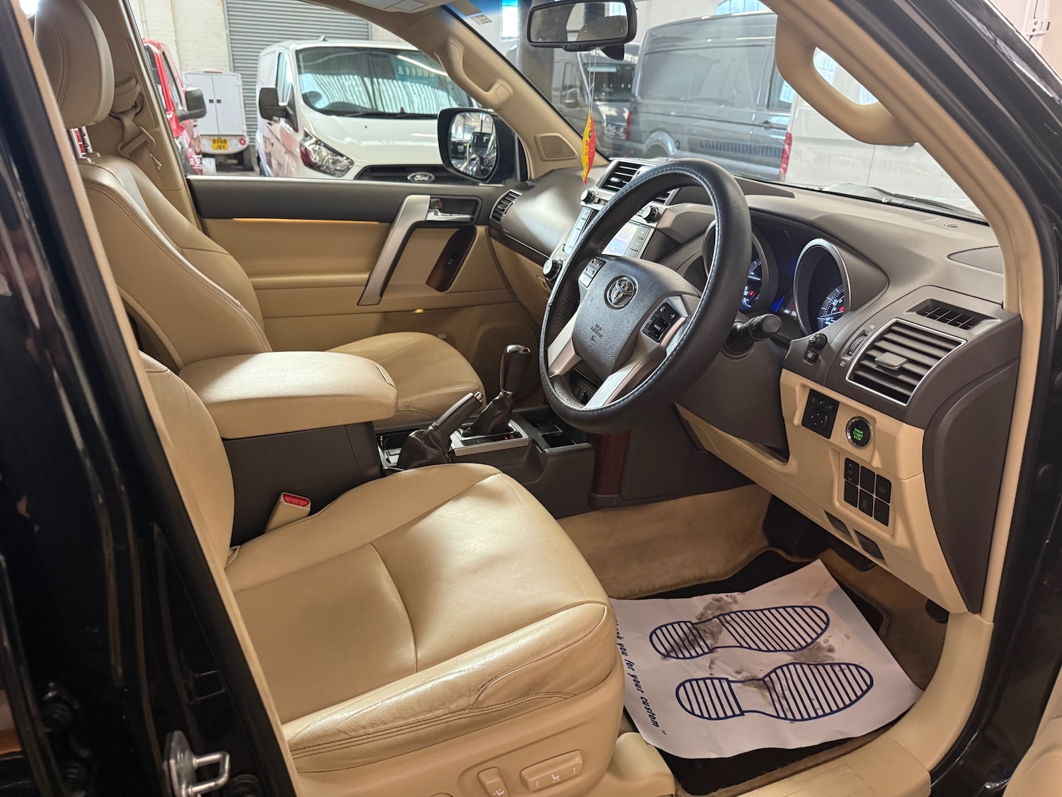 Used Toyota Land Cruiser 2014 for sale - 77236962: Photo 13