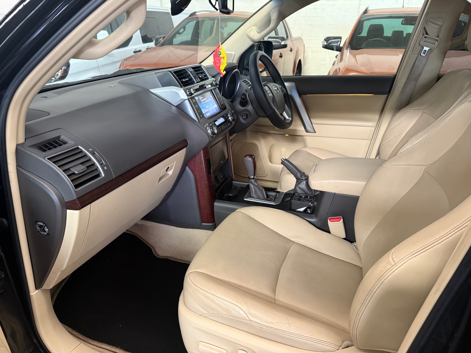 Used Toyota Land Cruiser 2014 for sale - 77236962: Photo 9