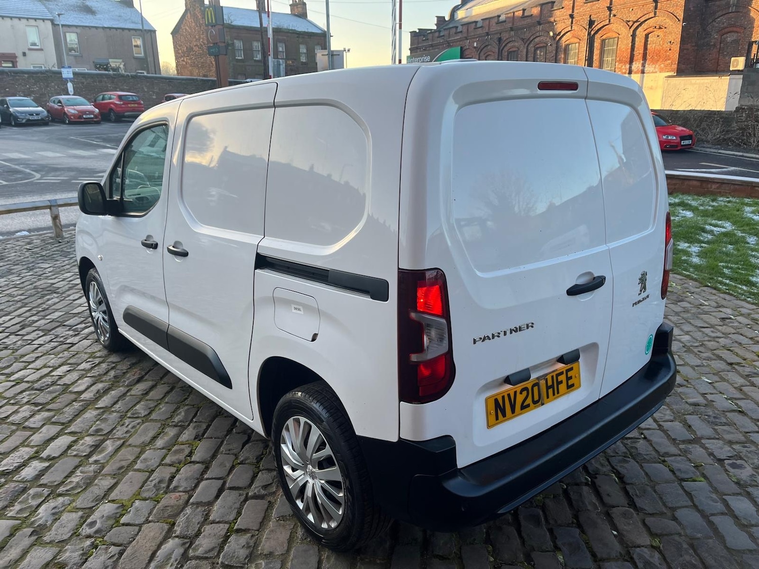 Used Peugeot Partner 2020 for sale - 76526526: Photo 8