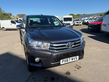 Used Toyota Hilux 2017 for sale - 78487096: Photo