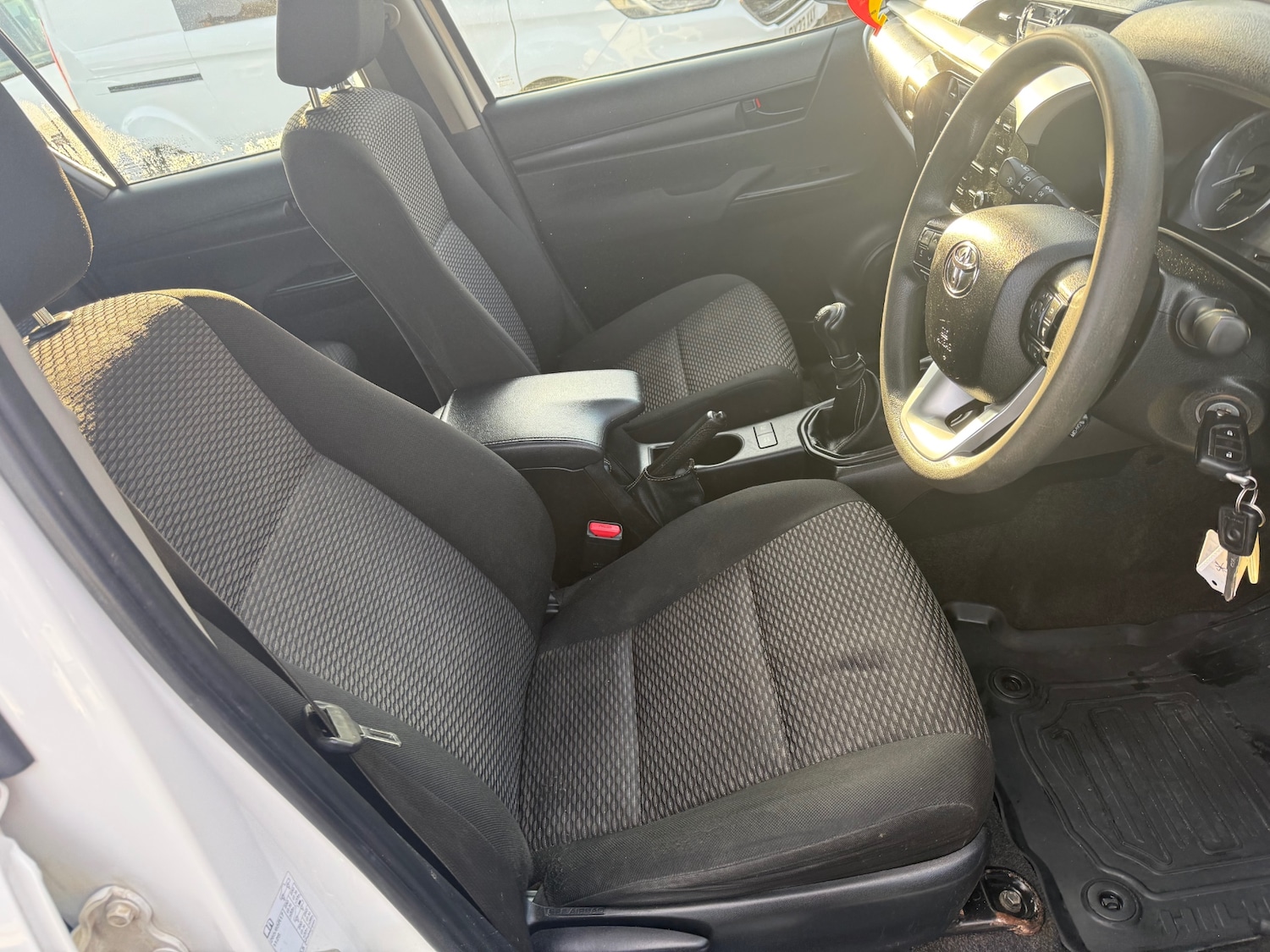 Used Toyota Hilux 2021 for sale - 77236834: Photo 12