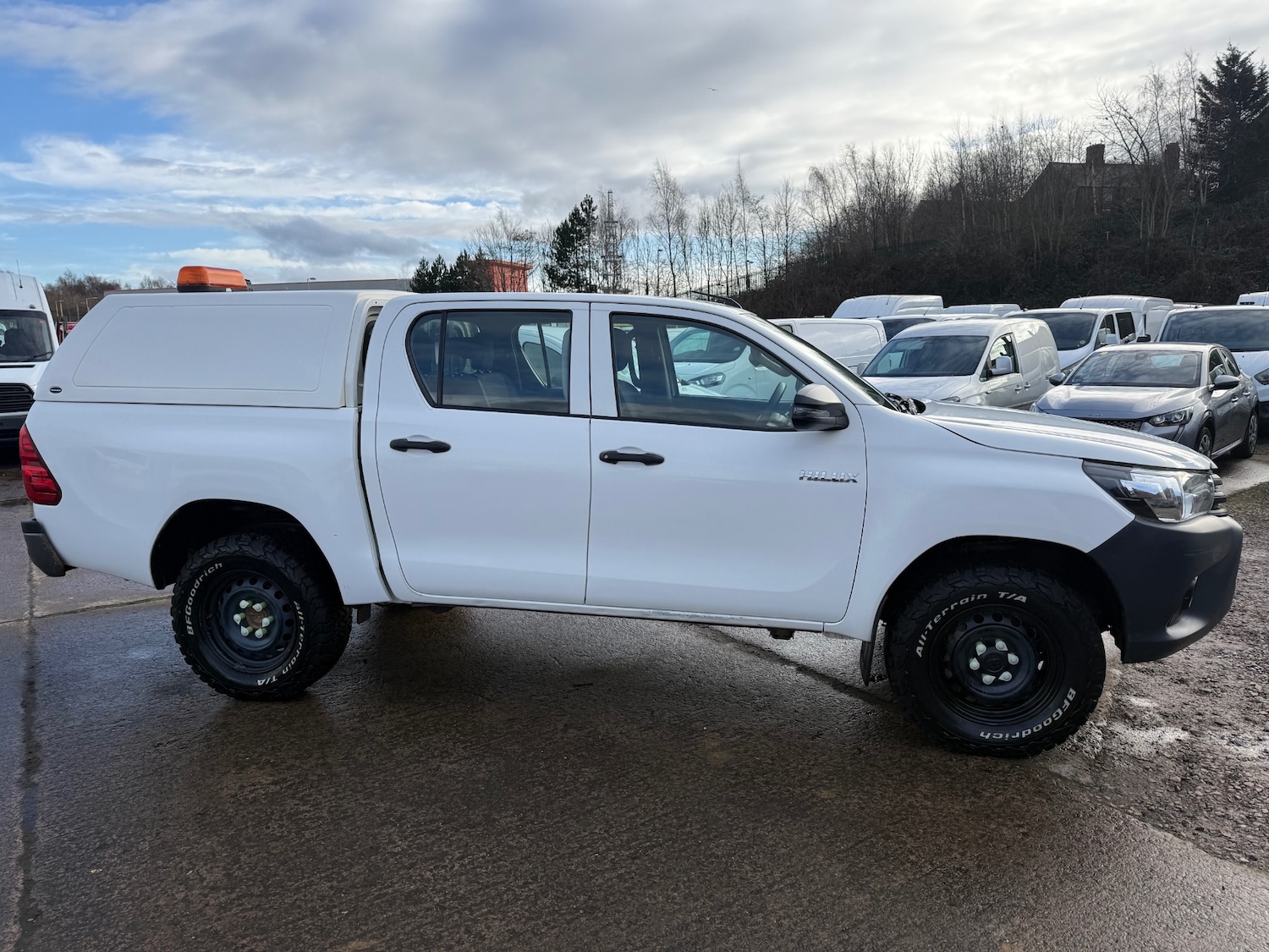 Used Toyota Hilux 2020 for sale - 77482701: Photo 2
