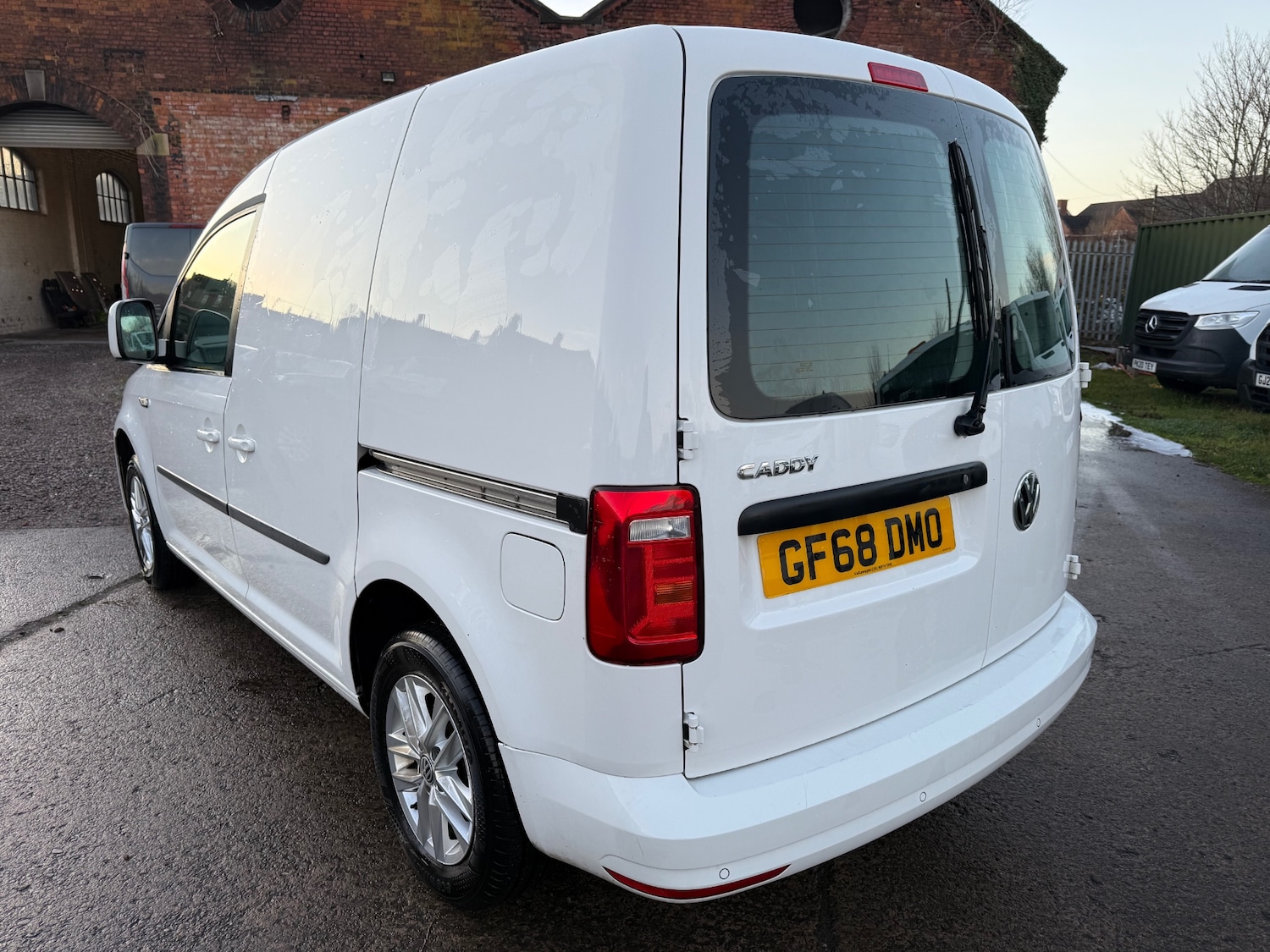 Used Volkswagen Caddy 2018 for sale - 76972297: Photo 5