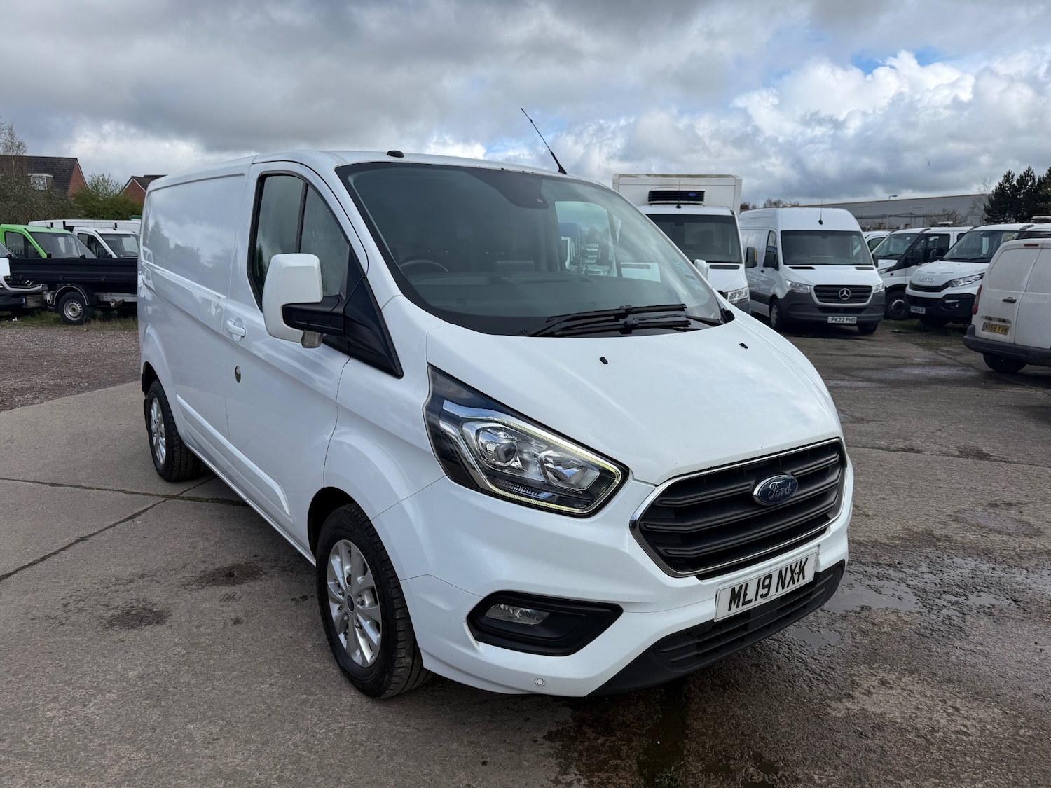 Used Ford Transit Custom 2019 for sale - 78125080: Photo 2