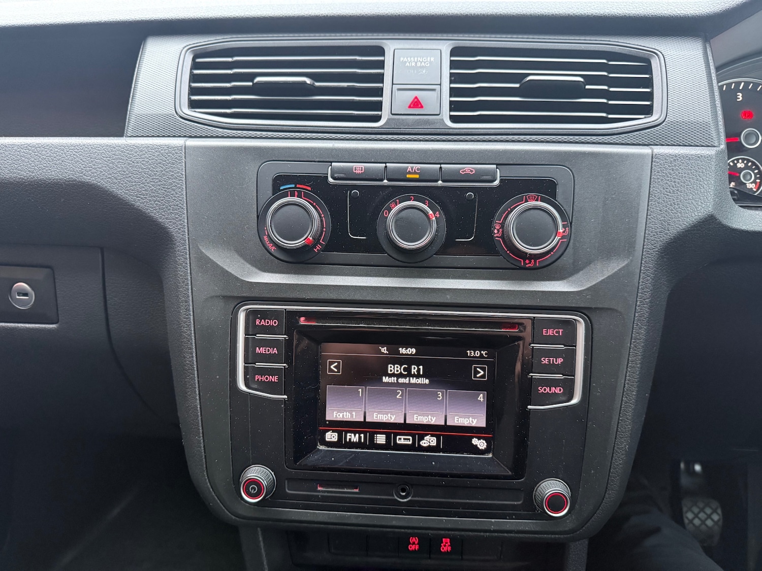 Used Volkswagen Caddy 2019 for sale - 76618546: Photo 19