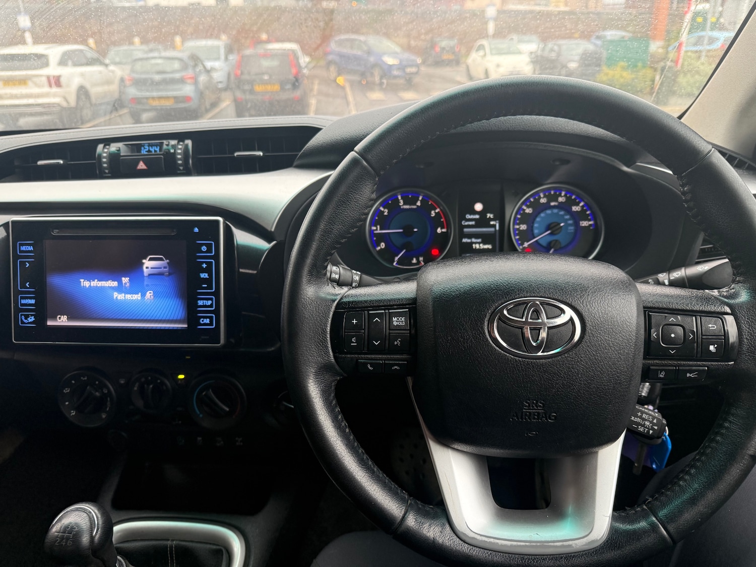 Used Toyota Hilux 2019 for sale - 77165314: Photo 16