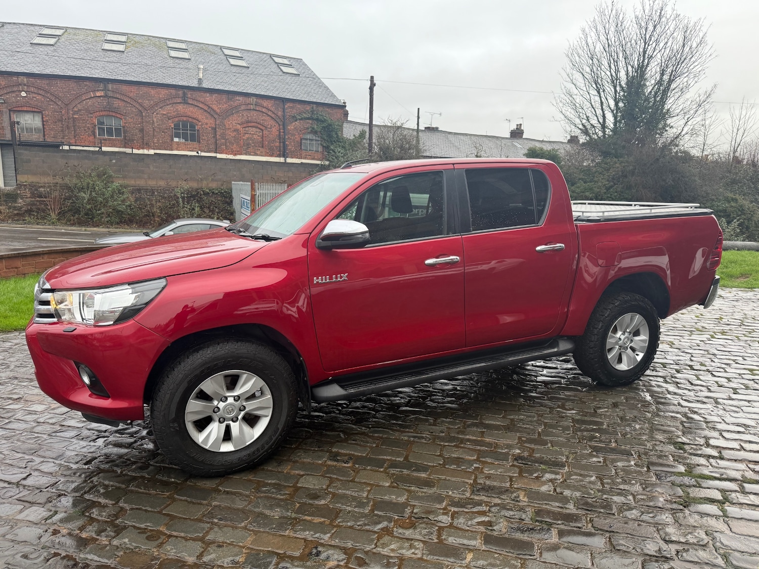 Used Toyota Hilux 2019 for sale - 77165314: Photo 5
