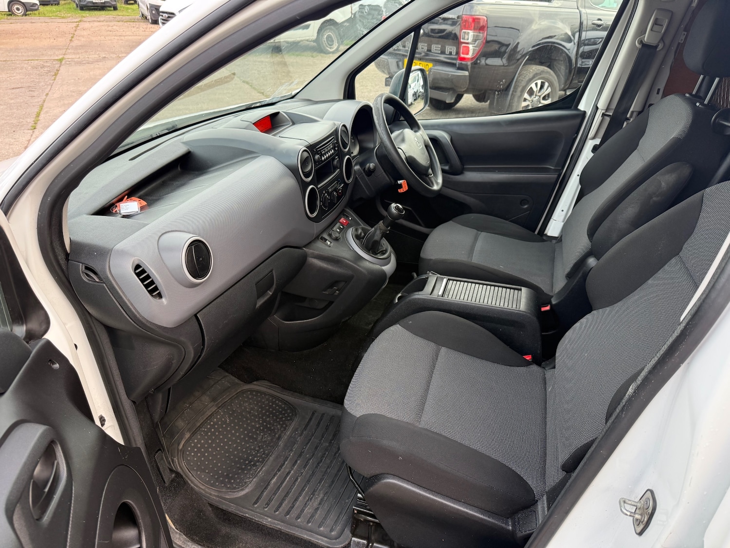 Used Peugeot Partner 2018 for sale - 76280617: Photo 11