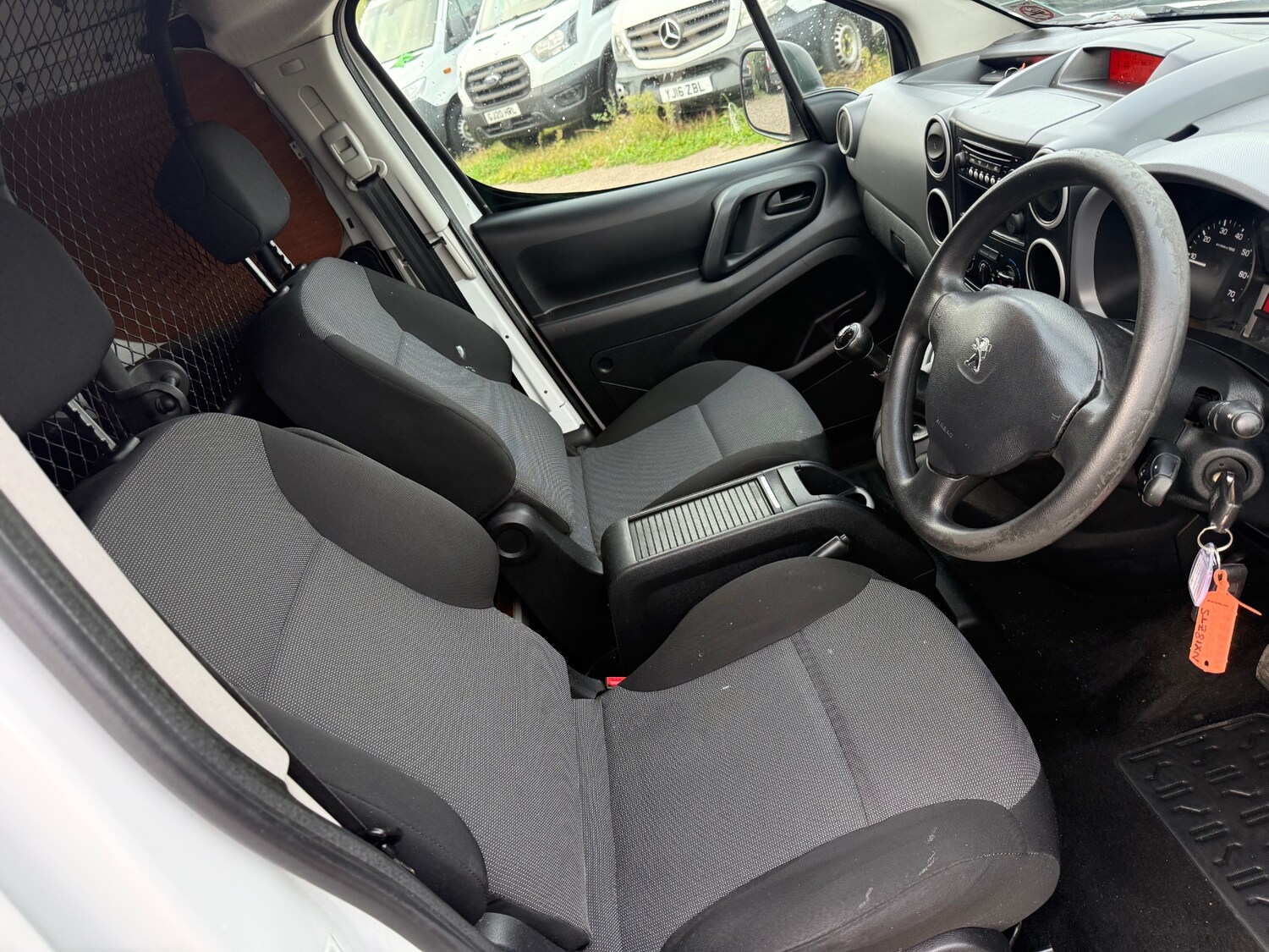 Used Peugeot Partner 2018 for sale - 76280617: Photo 13