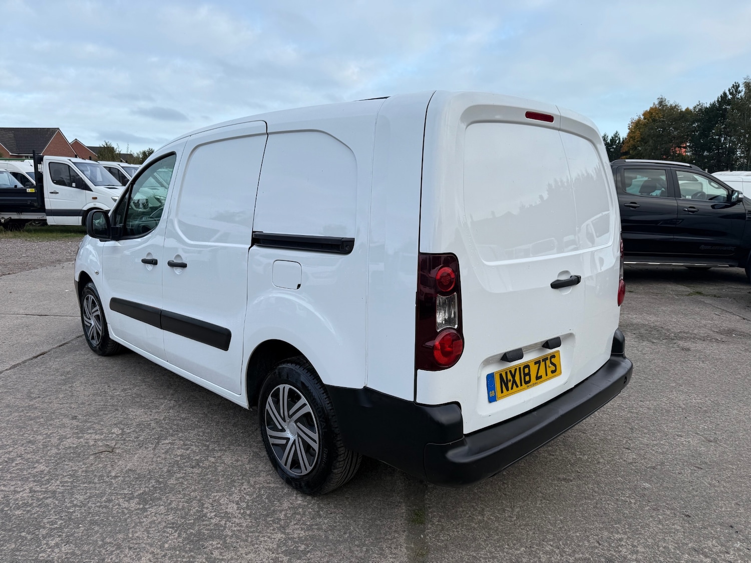 Used Peugeot Partner 2018 for sale - 76280617: Photo 6