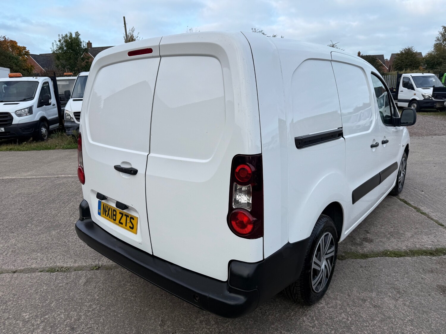 Used Peugeot Partner 2018 for sale - 76280617: Photo 8