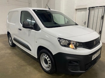 Used Peugeot Partner 2023 for sale - 78700108: Photo