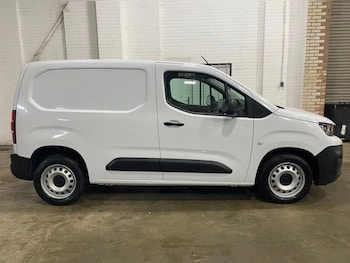 Used Peugeot Partner 2023 for sale - 78700108: Photo