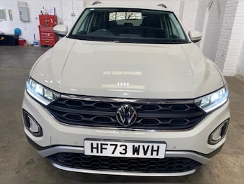 Used Volkswagen T-Roc 2023 for sale - 78790307: Photo