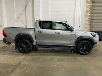 Used Toyota Hilux 2025 for sale - 78801266: Photo