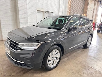 Used Volkswagen Tiguan 2023 for sale - 78778611: Photo