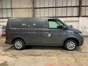 Used Volkswagen Transporter 2022 for sale - 78567044: Photo