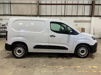 Used Citroen Berlingo 2024 for sale - 78860745: Photo