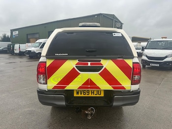 Used Toyota Hilux 2019 for sale - 78574723: Photo