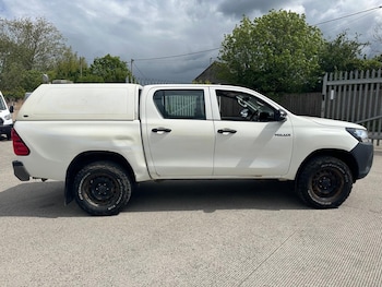 Used Toyota Hilux 2019 for sale - 78698486: Photo